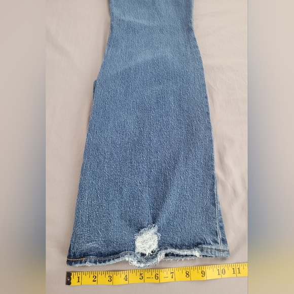 Levi's 70'S HIGH RISE FLARE WOMEN'S JEANS/ NWT Size 27x32 - Picture 12 of 12